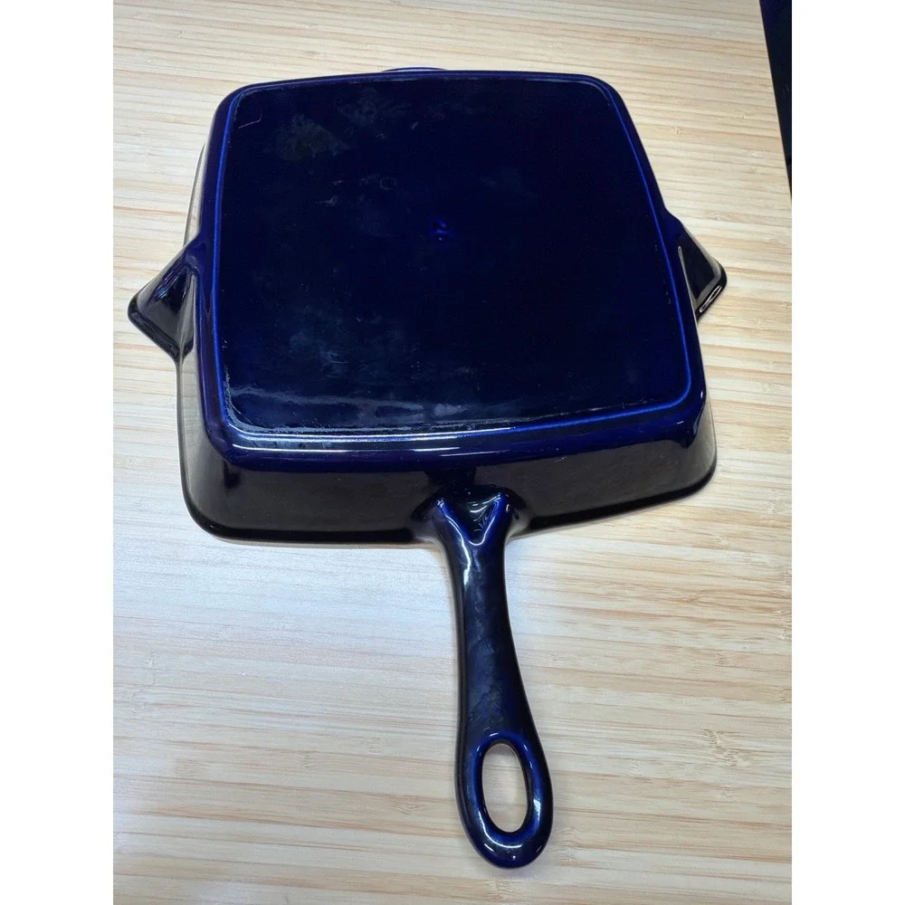 Staub 10